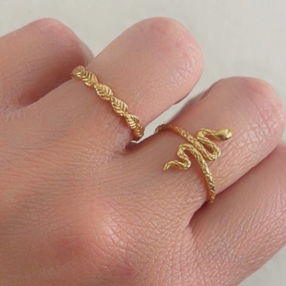 14k Gold over 925 Sterling Silver Ring Leaf Design - Picture 2 of 6